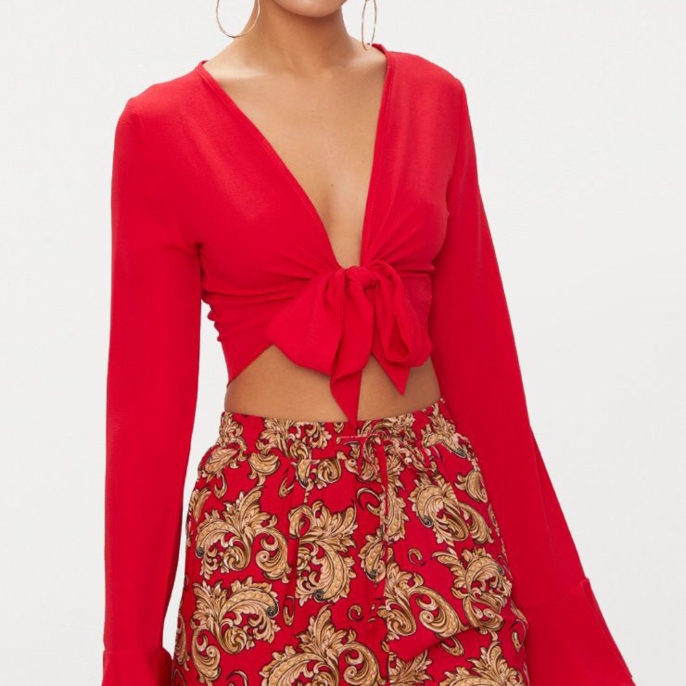 NWT PrettyLittleThing red tie front blouse